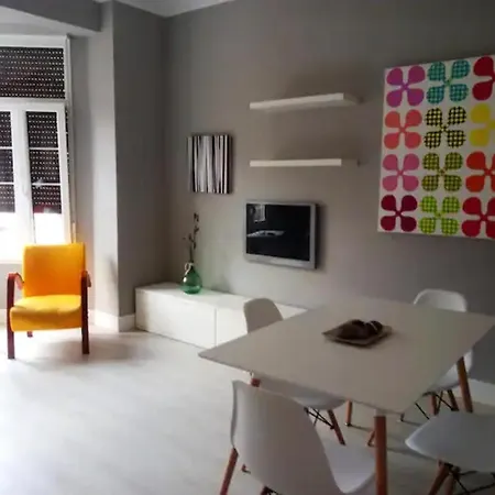 Centro De 7 Huespedes Lägenhet Gijón