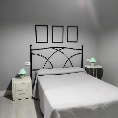 Lägenhet Centro De 7 Huespedes Gijón